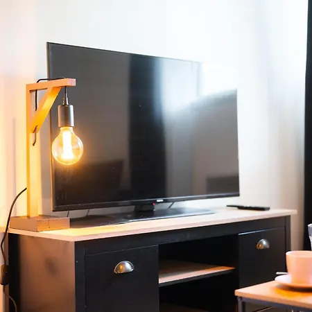 , Proche Et Aeroport Nizza