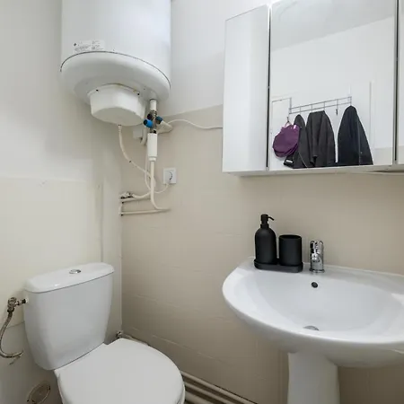 Apartamento , Proche Et Aéroport *
